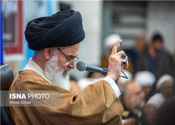 امام جمعه قم: تولیدات علمی را متناسب با نیازهای روز جامعه و نظام اسلامی جهتدهی کنیم