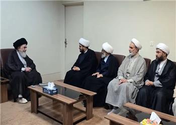 دیدار رئیس مرکز خدمات حوزه های علمیه با آیت الله دستغیب